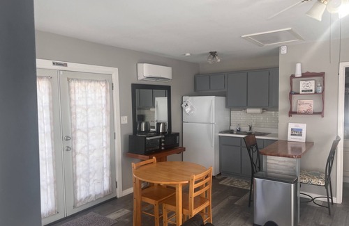 Long Beach Cabaña | Relax by the Gulf Coast, just 8 mins from Gulfport Beach
