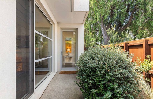 Barwon Heads Casa | Relax by the River Barwon Heads Coastal Escape