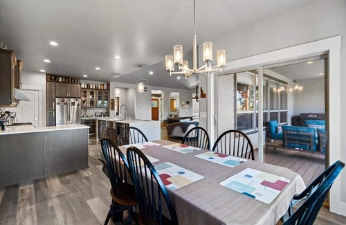 Coeur d'Alene Casa | Relax. Disconnect. Enjoy. Easy access to everything yet quiet and truly unique.