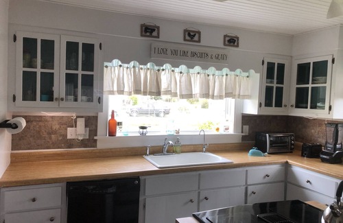 Beaufort Casa | Relax Down East in this home near Beaufort & Cape Lookout