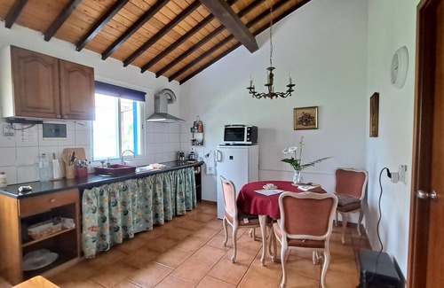 Ribeira Grande Casa | Bienestar y experiencia, casa de campo en el campo con vistas al mar, 2 - 3 personas
