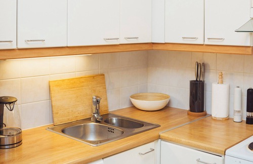 Tammisalo Apartamento | Relájese y explore, sauna, metro y centros comerciales a 3 minutos