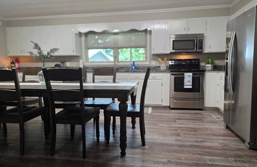 Abbeville Casa | Relax, Fish, Repeat- Your Lakefront Vacation Starts Here