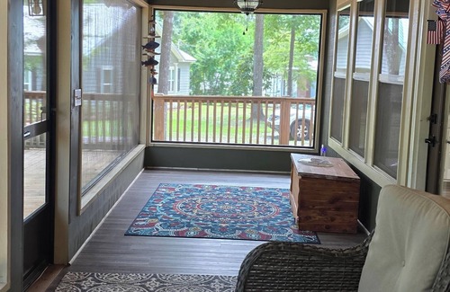 Abbeville Casa | Relax, Fish, Repeat- Your Lakefront Vacation Starts Here