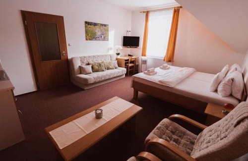 Purkarec Casa | Relax Hotel Pelikán