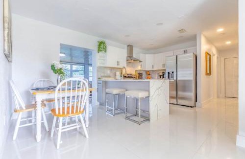 Pompano Beach Casa | Relax House Beach Nearby Pool Table