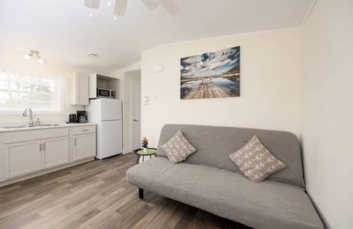 Brackley Beach Cabaña | Relax In 1Bedroom Cottage