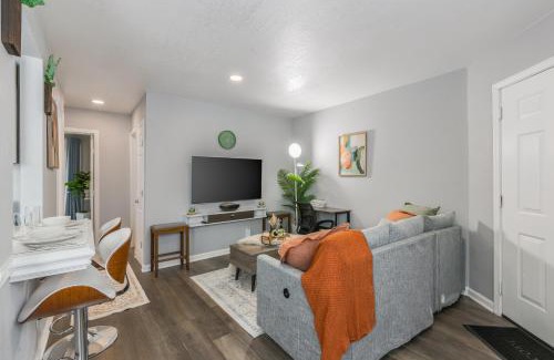 Riverside Apartamento | Relax in cozy style Spacious King & Queen beds