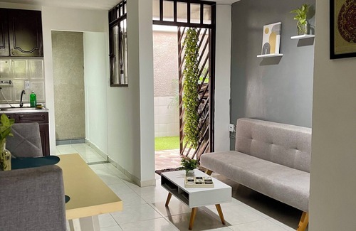 Neiva Apartamento | Relax in Neiva: Modern apartment with bathtub close to Clinica Abner Lozano