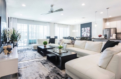 Kissimmee Casa | Sunshine Getaway: Stylish Home in Orlando