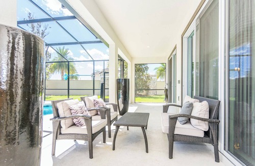 Kissimmee Casa | Sunshine Getaway: Stylish Home in Orlando