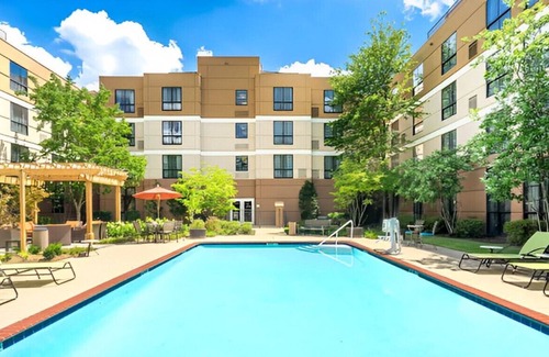 White Station Casa | Relax in Style & Good Vibes! Free Breakfast