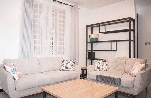 Nakuru Apartamento | Relax in style, stay in comfort.