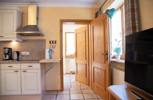 Obergrainau Apartamento | Relax in the Heart of the Alps: Holiday Apartment in Haus Alpenstern "Almrausch"