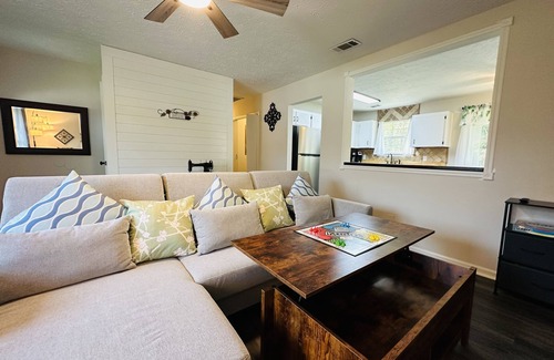 Richmond Hill Casa | Relax In the Hill, close to I-95, Savannah, Ft Stewart and Hunter