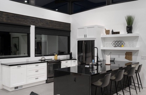 Leigh Estates Casa | RELAX in this STYLISH CASITA LOCATED IN THE HEART OF CAREFREE, ARIZONA