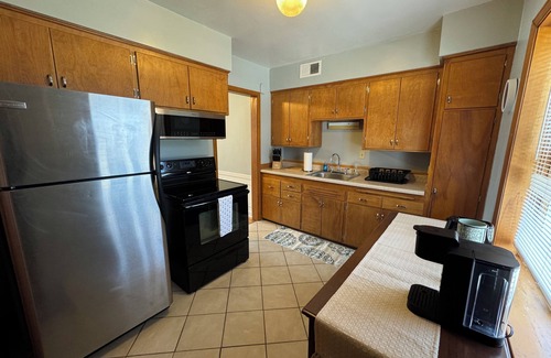Wauwatosa Apartamento | Relax In Tosa—Near Downtown MKE!