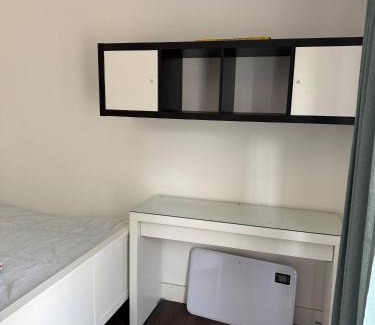 Brunel Casa | Relax in Uxbridge with Private Room Garden Access