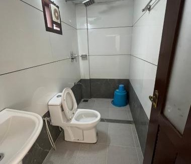 Kuzhuppilly Hotel | Relax inn cherai beach