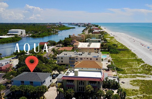 Independence Square Condominio | Sólo 90 pasos de la playa - AQUA Condo