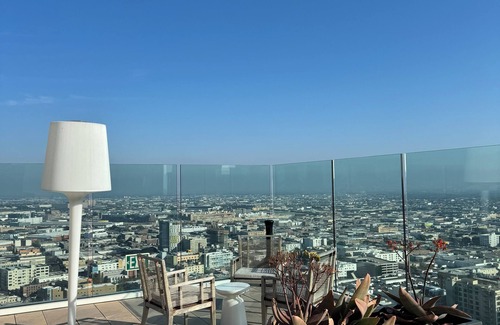 Historic Core Condominio | RELAX ON BROADWAY WITH A VIEW