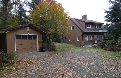 New London Casa | Relájese en pequeño lago Sunapee Lake Front