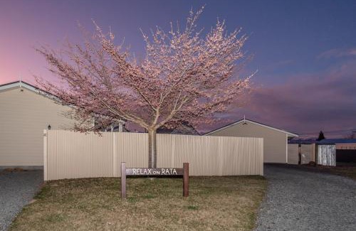 Twizel Casa | Relax on Rata, Cottage 2