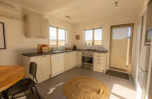 Twizel Casa | Relax on Rata, Cottage 2