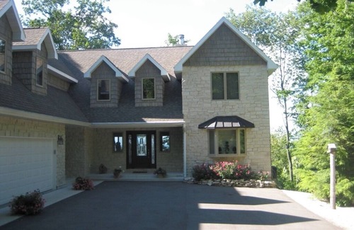 Egg Harbor Casa | Relax or do nothing at all high on the bluff with water views second to none.