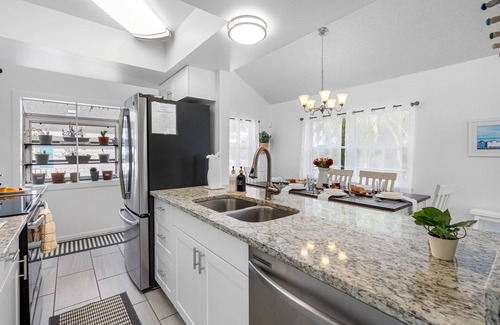 Palm Harbor Casa | Relax & Play! Pool, Spa + Game Room by Crystal Beach