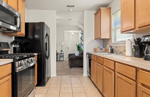 Houston Casa | Relax, Quiet, Clean, & 15min Away From Airport