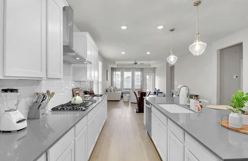 Buda Casa | Relax+Recharge/4BR Retreat w/Gym & Wine Nearby
