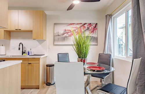 Alhambra Apartamento | Relax & Recharge in a Cozy 2BR