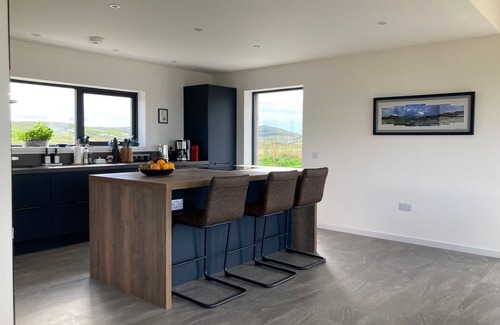 Kilmaluag Casa | Relax, Recharge, Reconnect, a seascape eco house-retreat