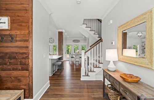 High Point Casa | Relax, Rewind, Repeat - New Country Cottage