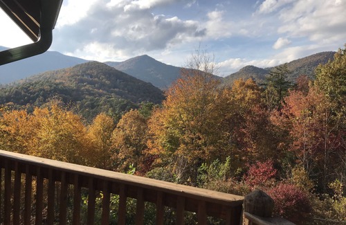 Hiawassee Cabina | Desde $ 75nt 5 / 2-9 Hermosa vista MultiPeak Mtn Televisores de 2-50 "Wifi FirePit Stone Patio