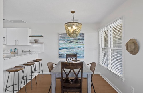 Topsail Beach Casa | Relax, unwind and have a great time at Two Beaches.