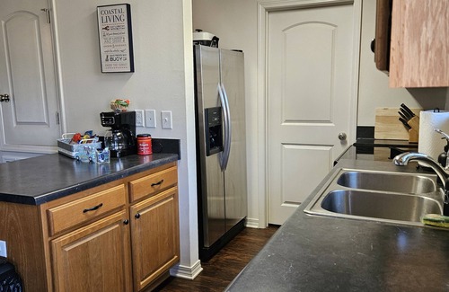 Saint Elmo Casa | Relax & Unwind at This Charming West Mobile Getaway! 2BR/2BA Guesthouse Retreat!