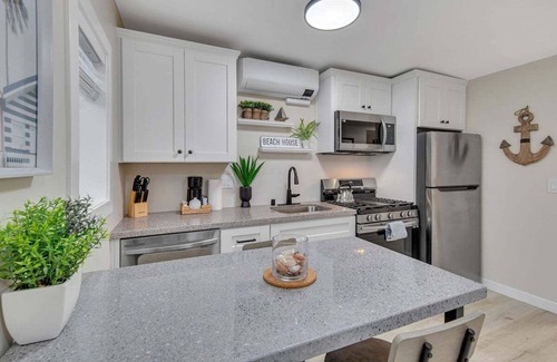 South Oceanside Condominio | Relax & Unwind | Tower 9 Retreat Steps to Beach
