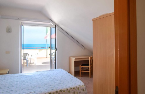 Campofilone Apartamento | Alojamiento de 2 habitaciones en Campofilone