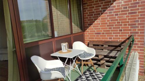 Ronnau Apartamento | Relax with a pool and sauna in Trave Kieker 005!