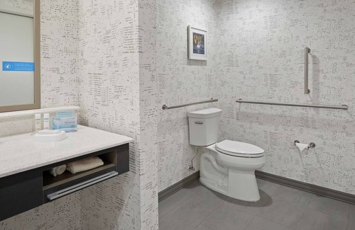 Cranberry Township Hotel | Relax with Free Breakfast & Indoor Pool – Minutes from Downtown Pittsburgh!!