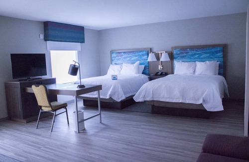 Cranberry Township Hotel | Relax with Free Breakfast & Indoor Pool – Minutes from Downtown Pittsburgh!!