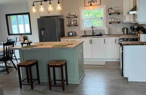 Harbour Grace Casa | Relax with the whole family at this quiet and peaceful getaway cottage.