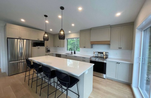 Mansonville Casa | Relaxation and Adventure, Jay Peak Awaits