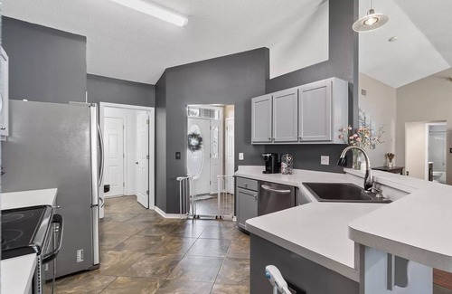 Navarre Casa | Relaxation and Tranquility Awaits at the Bikini Bottom