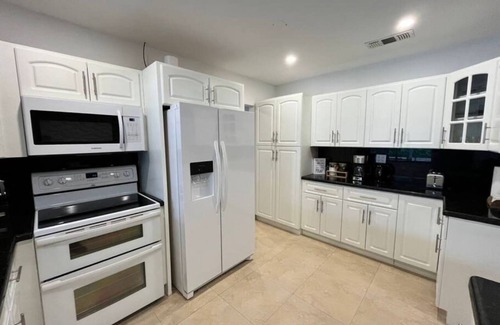 Westchester Casa | Relaxation Haven -Pool-BBQ-Fit12