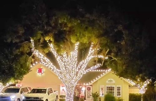 Porterville Casa | Relaxation meets comfort HERE at Redwood Inn