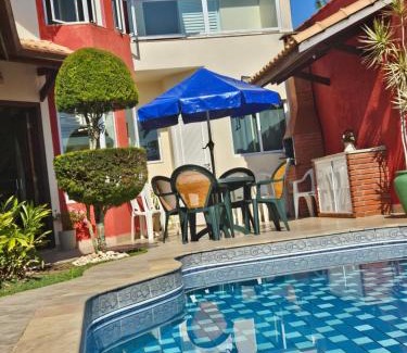 Jardim Imperador Casa | Relaxe num sobrado com piscina
