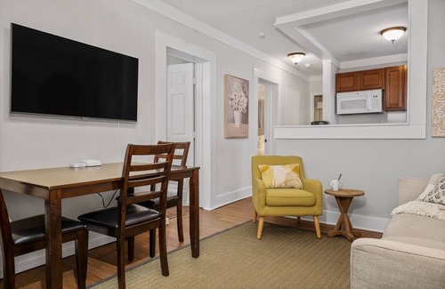 Mobile Apartamento | Easy Living in Midtown – 18A